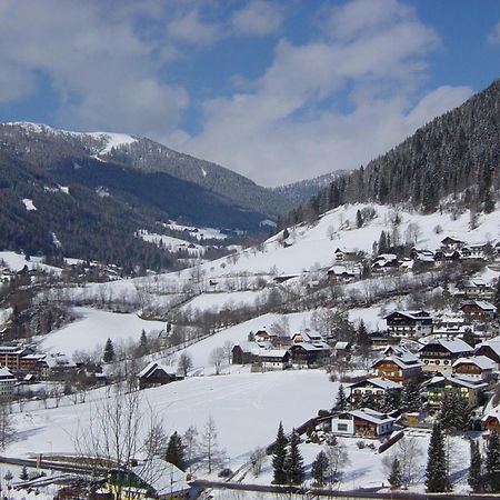 Hotel Landhaus Krenn Bad Kleinkirchheim Exterior foto